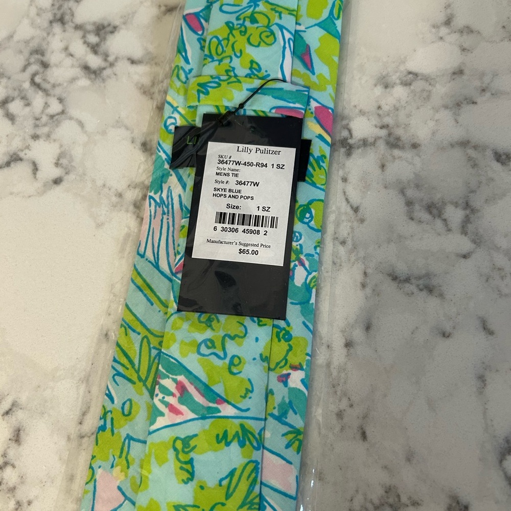 Lilly Pulitzer Blue and Green Floral Men’s Tie - Picture 4 of 7
